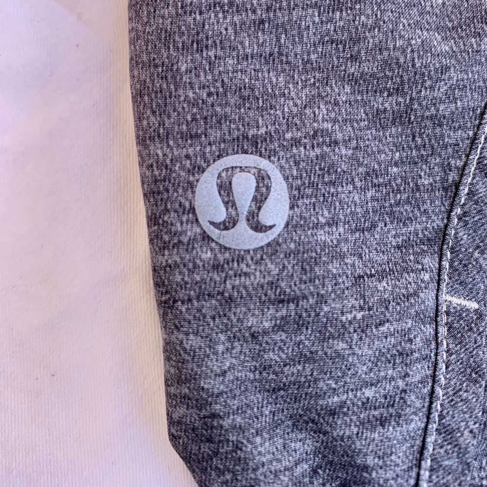 Lululemon 4” Shorts